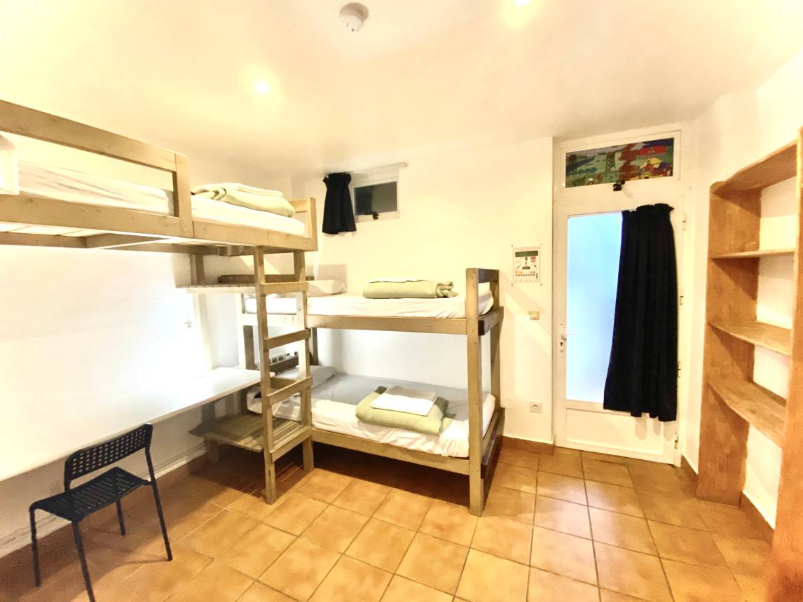 dormitorios privado con baño 3 plazas